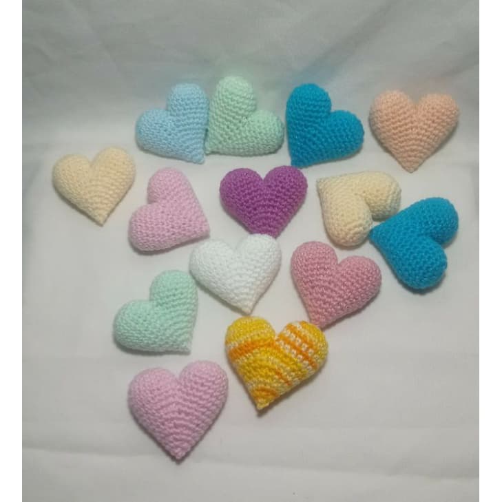 Kit com 10 Coração de crochê amigurumi