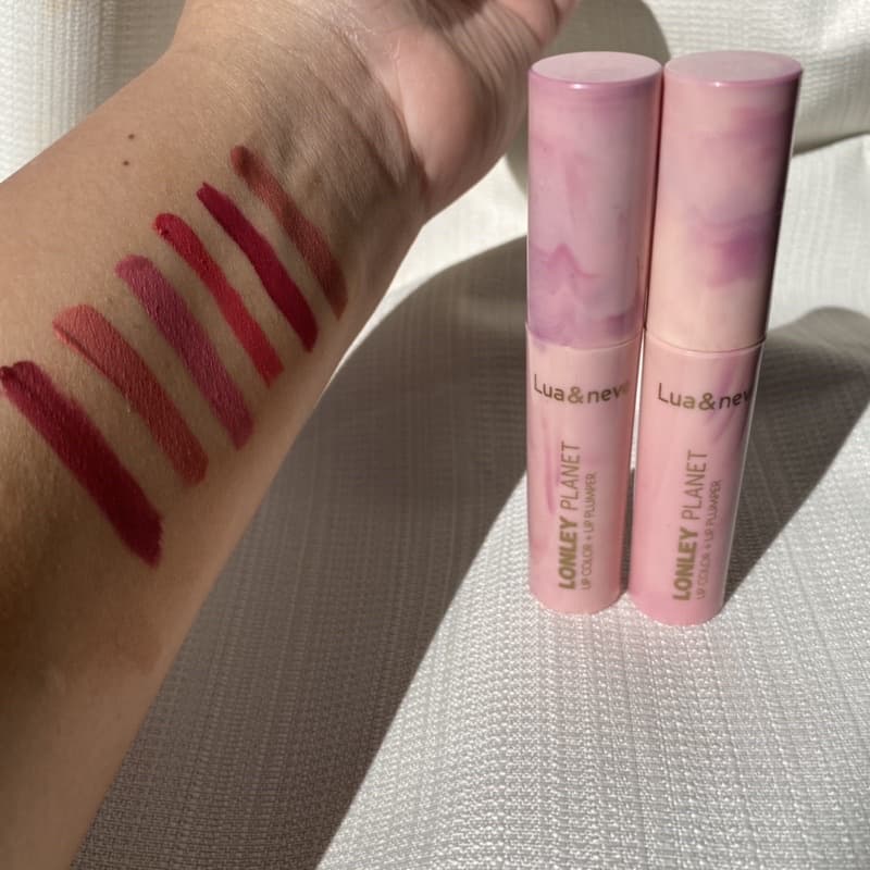 Batom matte a prova d’água / batom líquido / lip tint / fixação / lua e neve / maquiagem / fixador / vermelho / rosa