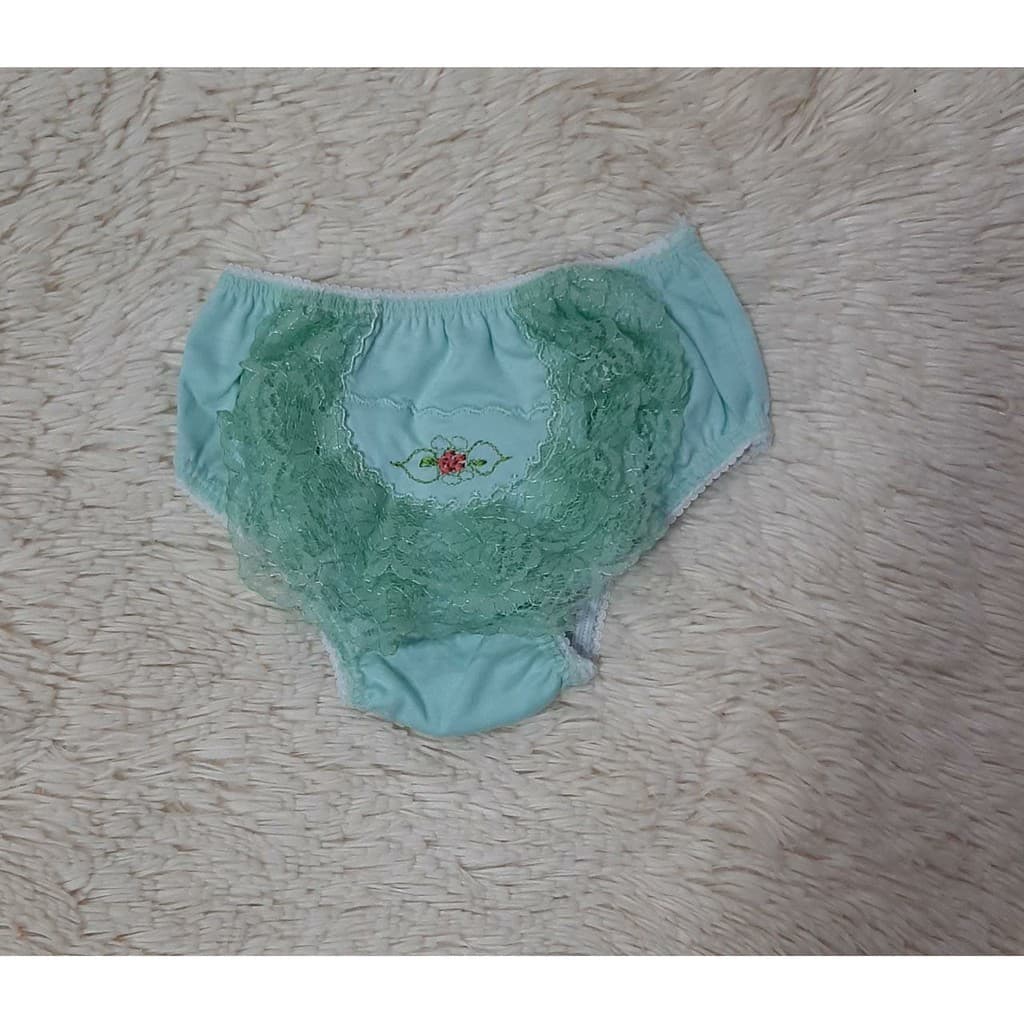 Calcinha Bunda Rica ou Tapa Fralda Verde Com Rendinha .Calcinha que Deixa o Bumbum da   Bebe Bem Fofo!