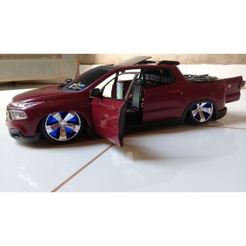 Fiat Toro de Brinquedo com Som automotivo (carrinho de som perfeito)