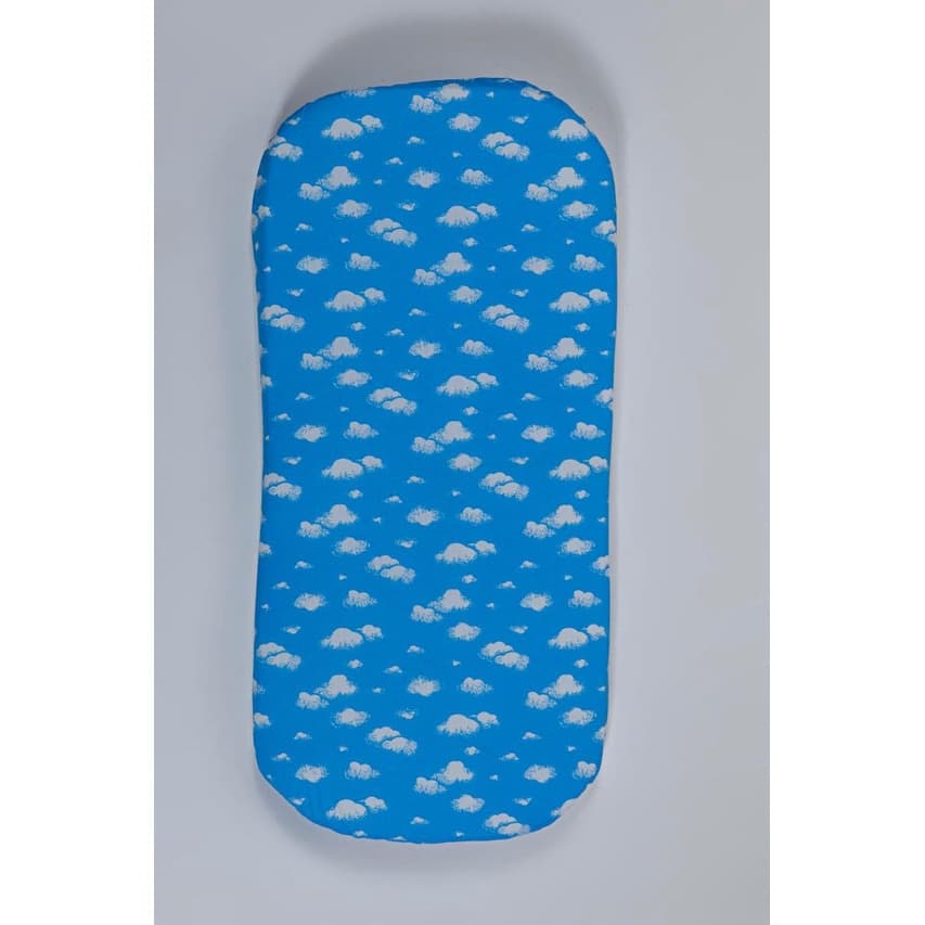 Colchonete para carrinho de Bebê Oval Moises Nuvens Azul bebe com Branco com Espuma densidade 16 - 100% algodao