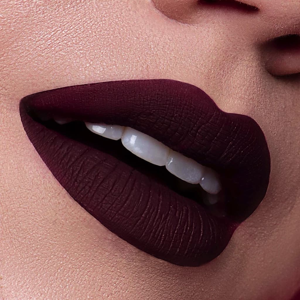 Batom Liquido Matte Vegano Adversa Coleção Pinup Cor ELLA