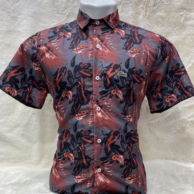 Camisa floral Masculina  Manga curta tecido é tactel Praia Social Slim Havaiana Barata Homem Estampa Verão
