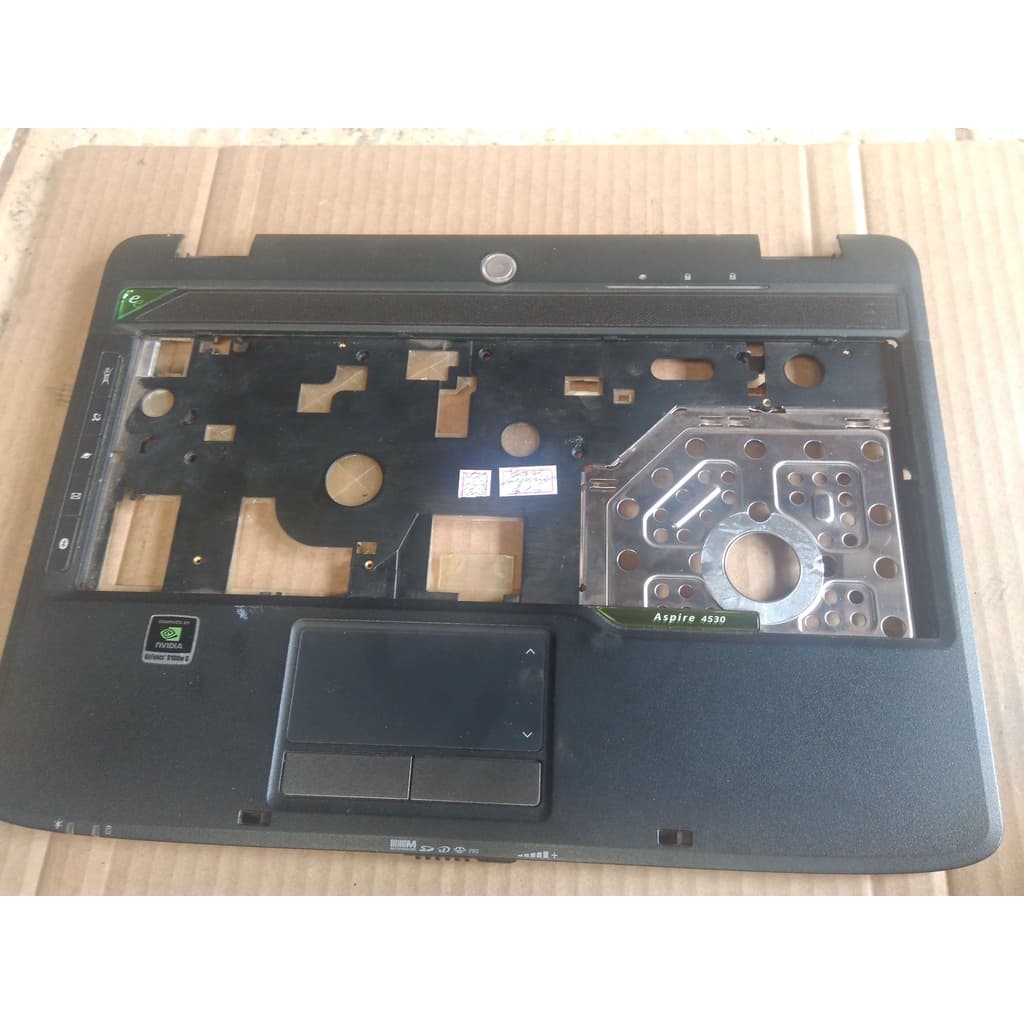 Base superior Usada Notebook Acer Modelo 4530 6823