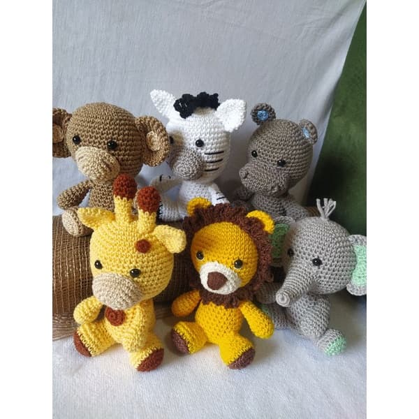 baby safari crochê amigurumi kit com 4 unidades, brinquedo