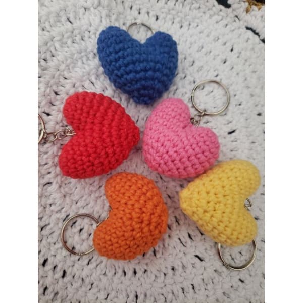 kit com 04 chaveiro corações em crochê  mimos em crochê