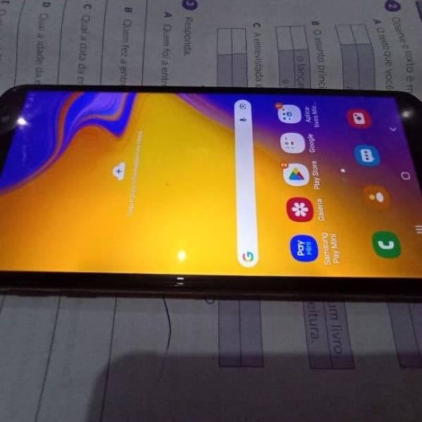 celular Samsung Galaxy j4 +
