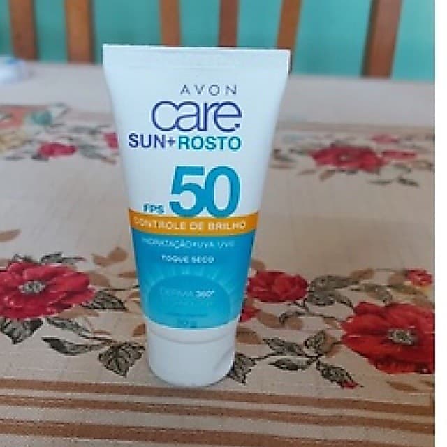 Protetor Solar Care Sun+Rosto Controle de Brilho -40 g - Avon