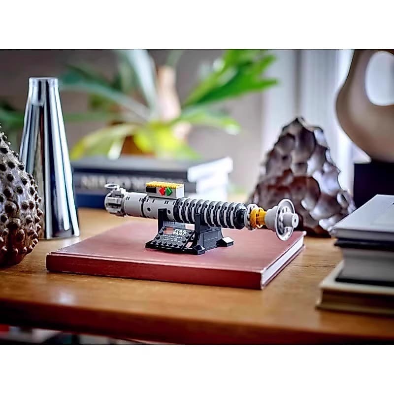 Compatível com o brinquedo de blocos de montar modelo de sabre de luz do Luke Skywalker da série Star Wars LEGO 40730.
