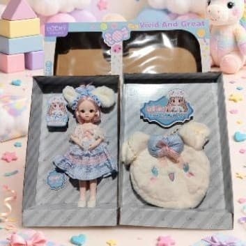 Boneca articulada+ Bolsa lacinho 30cm