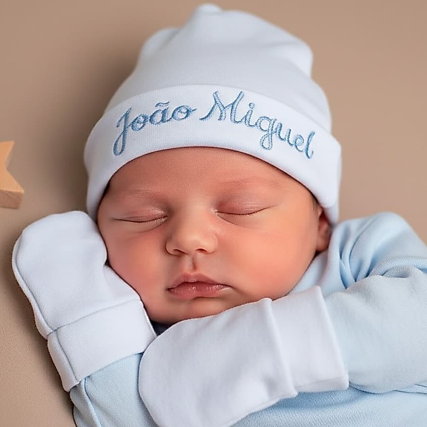 Kit Touca Personalizada e Luva Bebê Maternidade  Menino Menina Enxoval Recém Nascido Algodão Premium