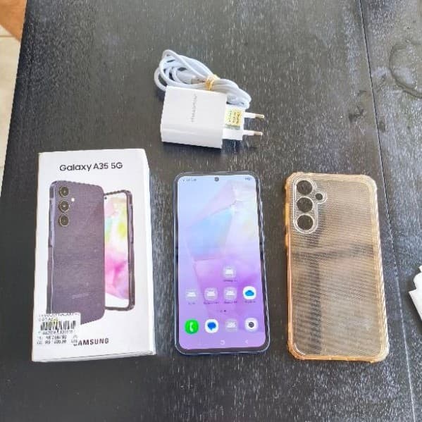 Celular Samsung A35 128gb 6gb de ram semi-novo