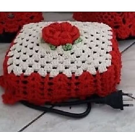 Capa para Sanduicheira Flor Crochê Cores Personalizáveis Tamanho 23x23cm