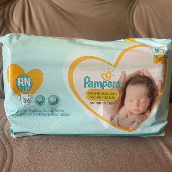 Fralda Pampers Premium Care RN+ Recém-Nascido 36 Unidades | Até 6kg | Toque Suave Proteção Premium