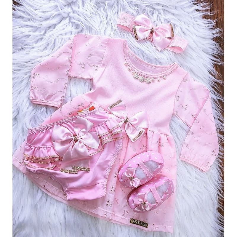 vestido para bebê com laço sapatinho e calcinha tapa fralda 4 peças.