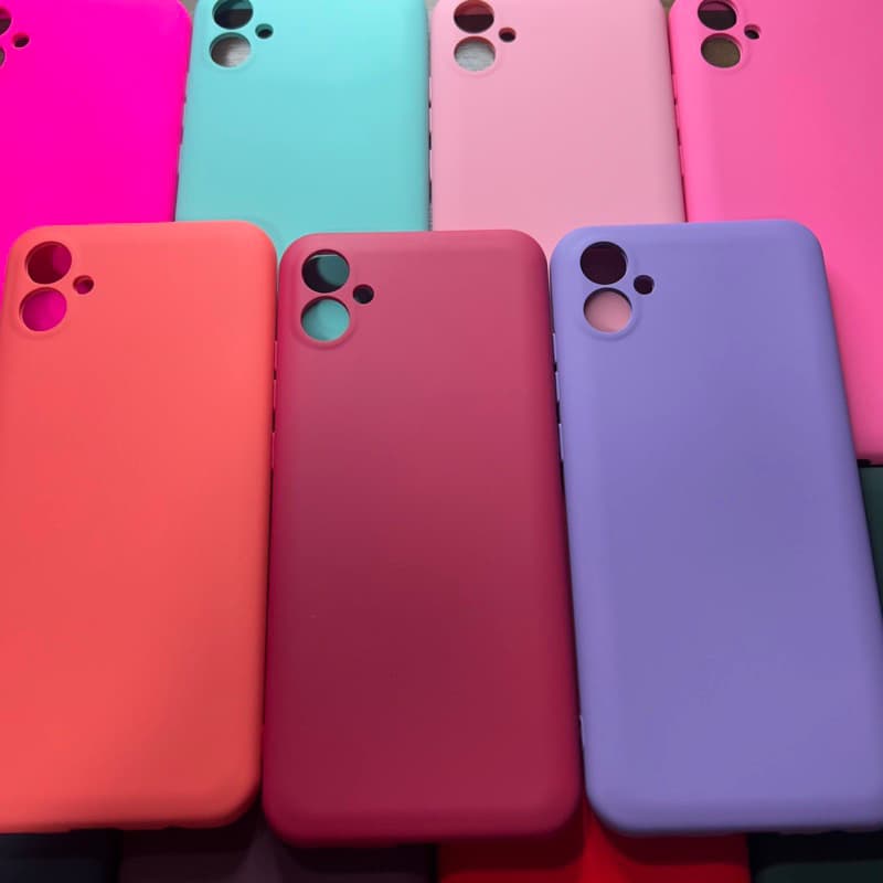 Capa para Samsung Galaxy A04E - Capa + Pelicula 3D ou So 1 Capinha Aveludada
