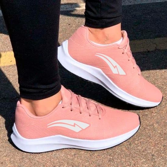 Tênis Feminino leve e confortável na promoção super lindo casual e esportivo