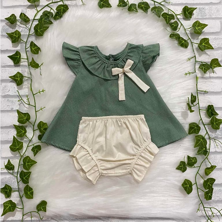 Roupa de bebê menina Conjunto blusa e calcinha kit recem nascido 0 a 4 meses