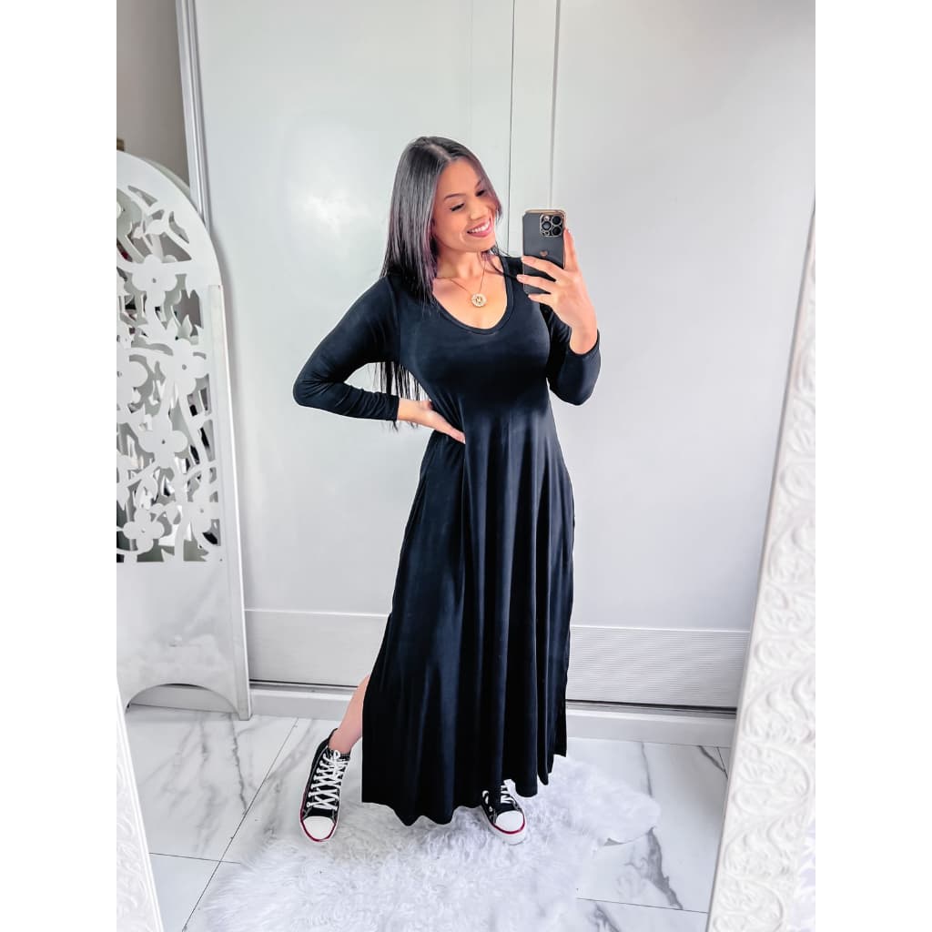 vestido gola V manga comprida com bolso e fenda lateral