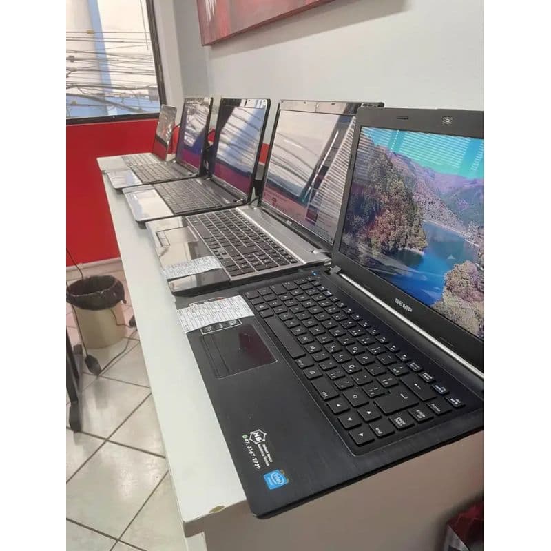 notebook core i3 8 GB Ram 500 GB HD