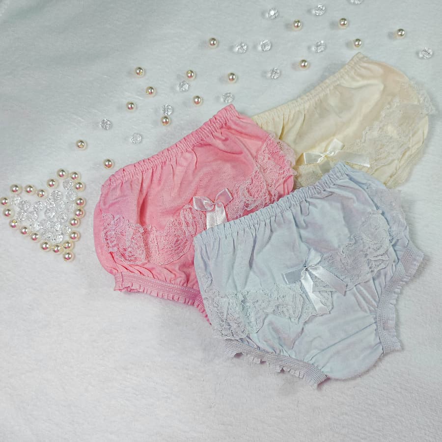 Kit 3 Calcinha para Bebê com Renda Bunda Rica Tapa Fralda Brando