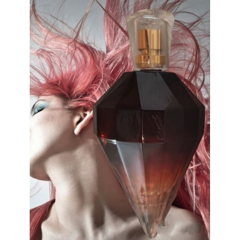 perfume importado masculino e feminino linha scandl alta qualidade com fixação de até 12 horas