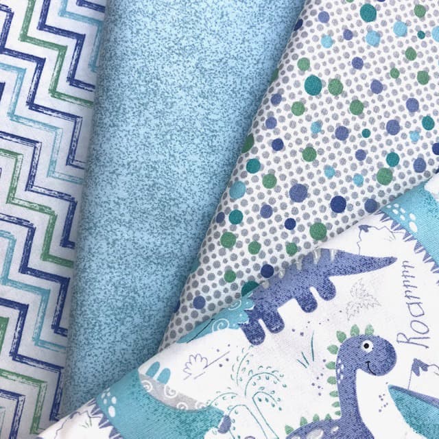 Tecido Tricoline 100% Algodão Fuxicos e Fricotes DINOS AZUL  0,50x1,50m Composê para Costura Criativa Patchwork