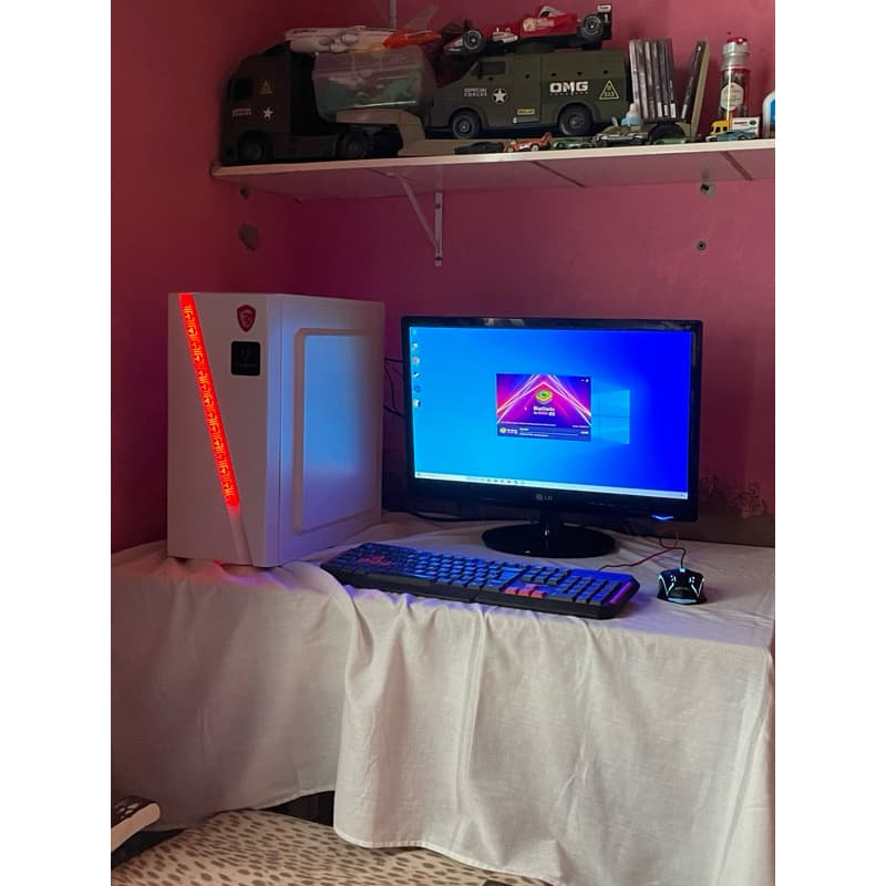 PC GAMER MONTADO COM MONITOR DE 60hz