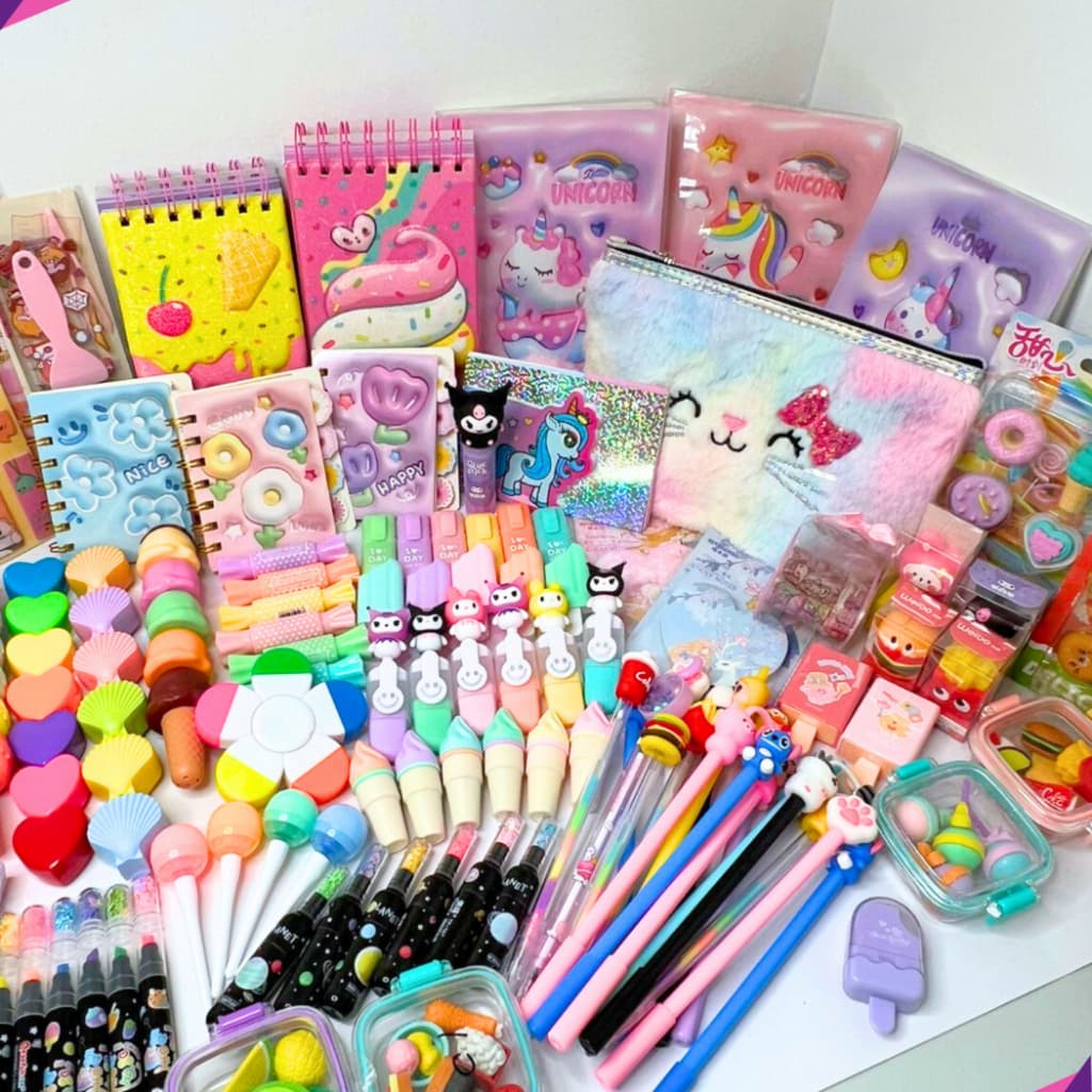 Kit Papelaria Fofa Kawaii caixa com 15 Itens Presente Criativo Marca texto canetas fofas estojo caderno adesivos post it