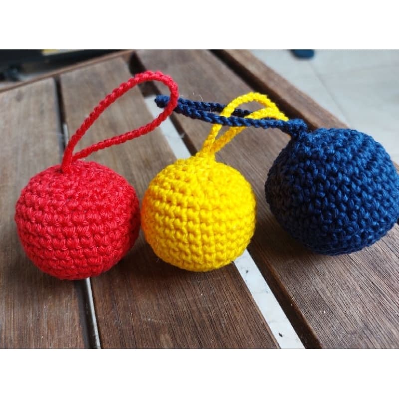 KIT 03 Bolinhas montessorianas de crochê/ Amigurumi bolas brinquedo