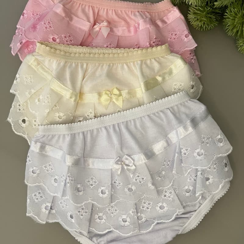 Calcinha Tampa Fralda Bunda Rica Antialérgica 100% algodão de Renda Bebê menina Infantil Batizado Festa