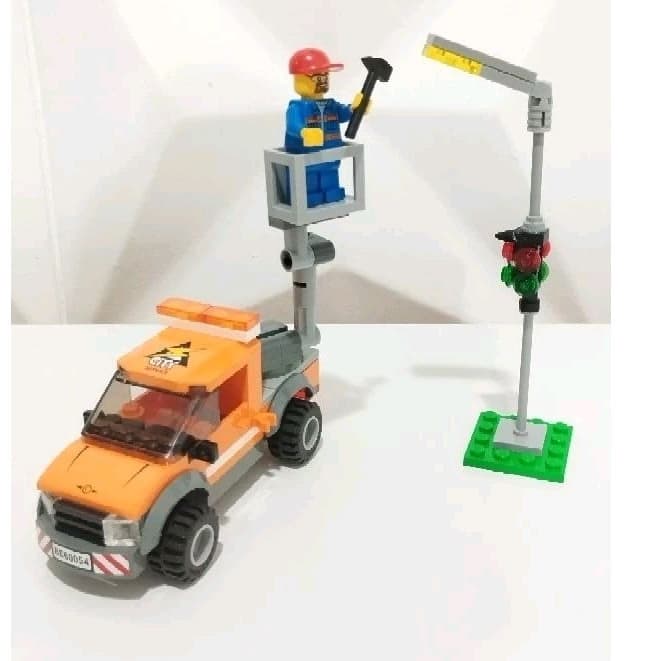 Blocos de Montar Lego City Conserto de Iluminação - 60054