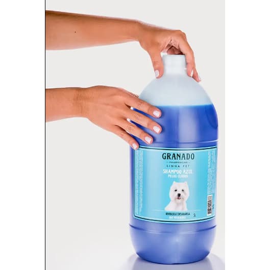 Shampoo Pet Azul (Clareador e Branqueador) Granado 5 litros (para cães e gatos)