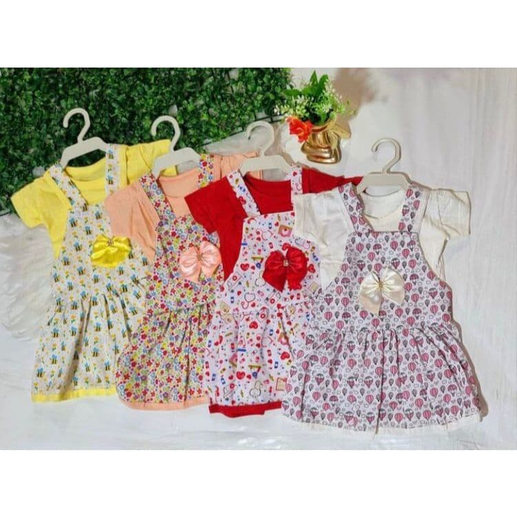 Jardineira Bebê Menina / Jardineirinha Estampada Feminina Baby Menina / Roupa de Verão Bebê