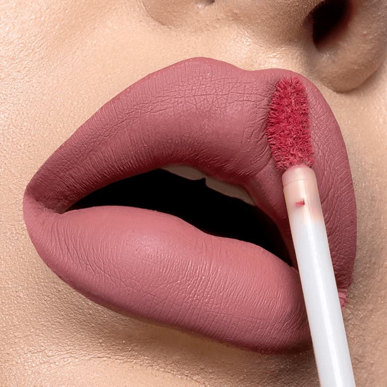 Batom Líquido Matte 12h Dailus Nude | Rosa Claro com Ácido Hialurônico, Karité e Vitamina E.