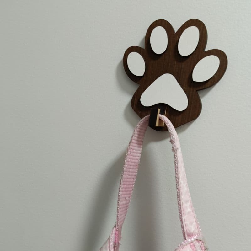 Suporte para guias, porta coleira - guia Pet cães e gatos em MDF