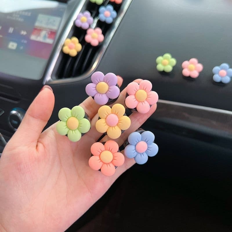 Kit Aromatizador de Carro com Essência + 2 Flores Sortidas  Perfume Automotivo Exclusivo Cheirinho para Carro - Novidade