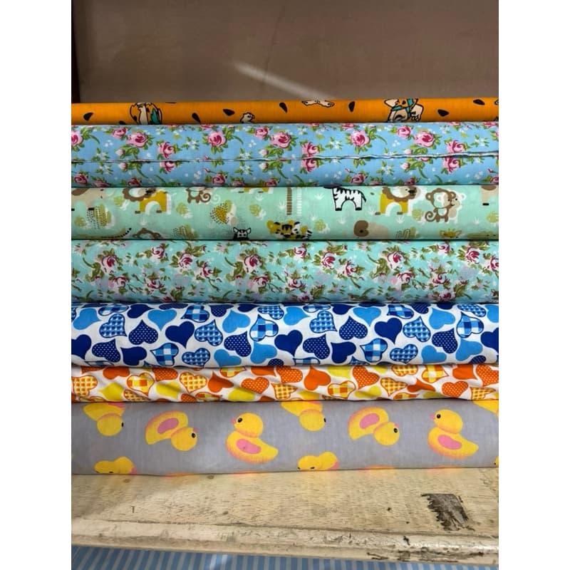 Tecido 100% algodão patchwork para artesanatos.