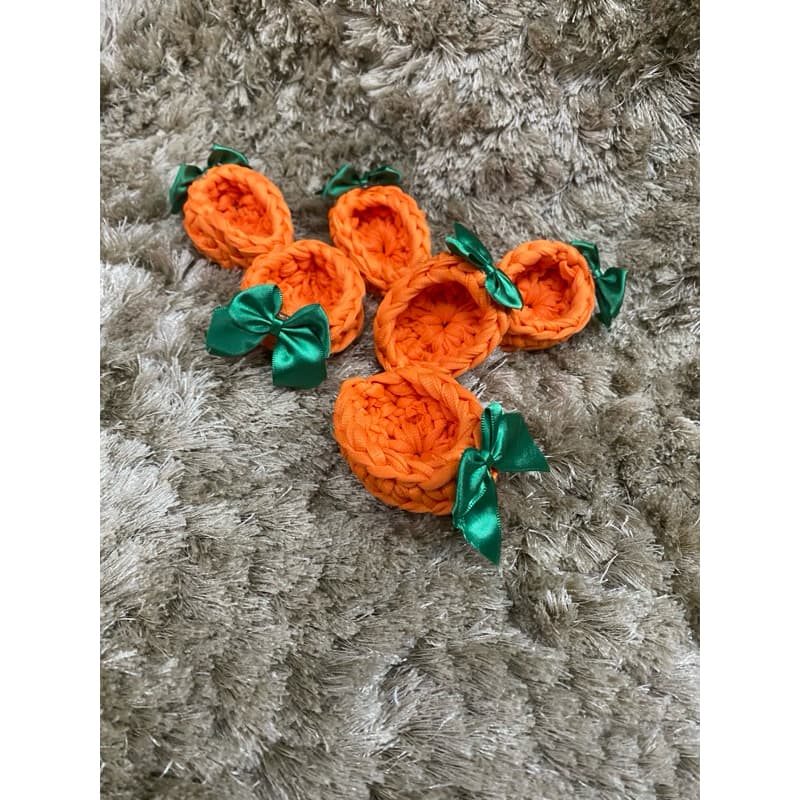 Kit com 6 Cenouras Porta Chocolate em Crochê Amigurumi
