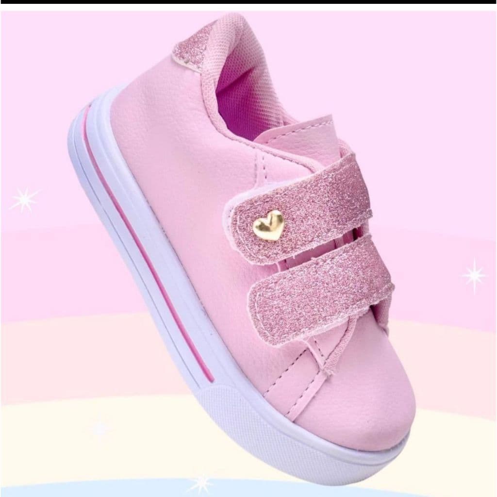 Tênis Infantil Calce Fácil Menina Ponta em Glitter Coração Estiloso e Confortável