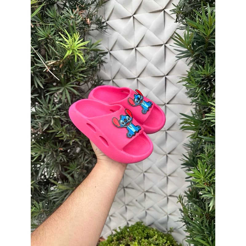 Chinelo Infantil Slide Menino Menina Nuvem Escolar Confortável Chinelo Stich Chinelo confortável