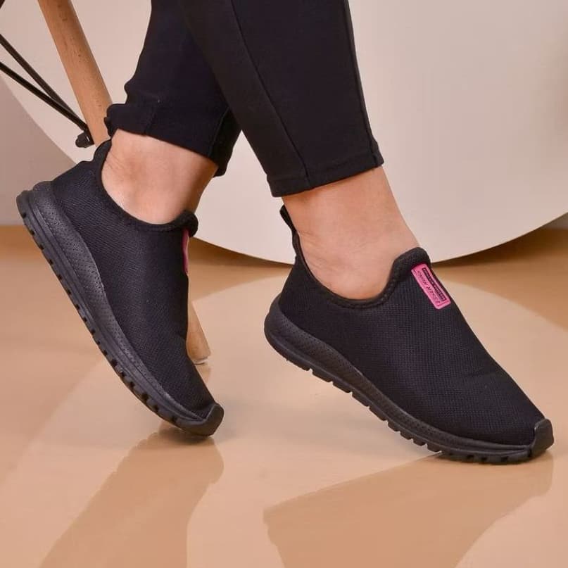 Tênis Feminino Preto Meia Calce Fácil Leve Preto Slip On Sapato Confortável Casual Academia Promoção