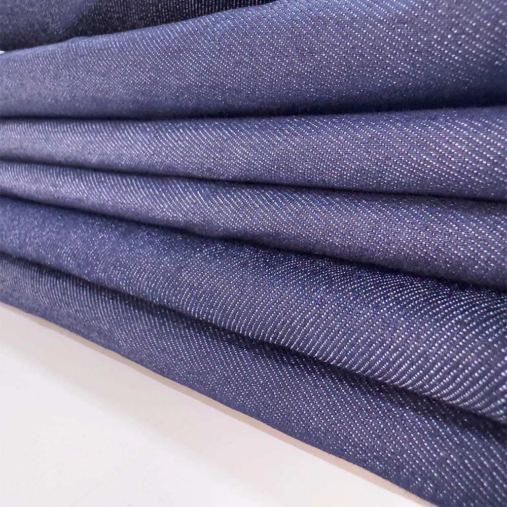 Kit 5 kilos retalho de jeans com ELASTANO para Tapetes, Patchwork, Roupas e Artesantos em Geral