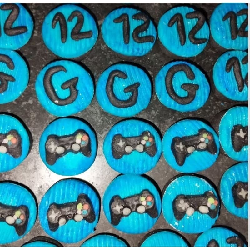 Docinho de leite em pó, tema Videogame. 10 unidades. Doces de leite ninho. Festa infantil. Aniversário.