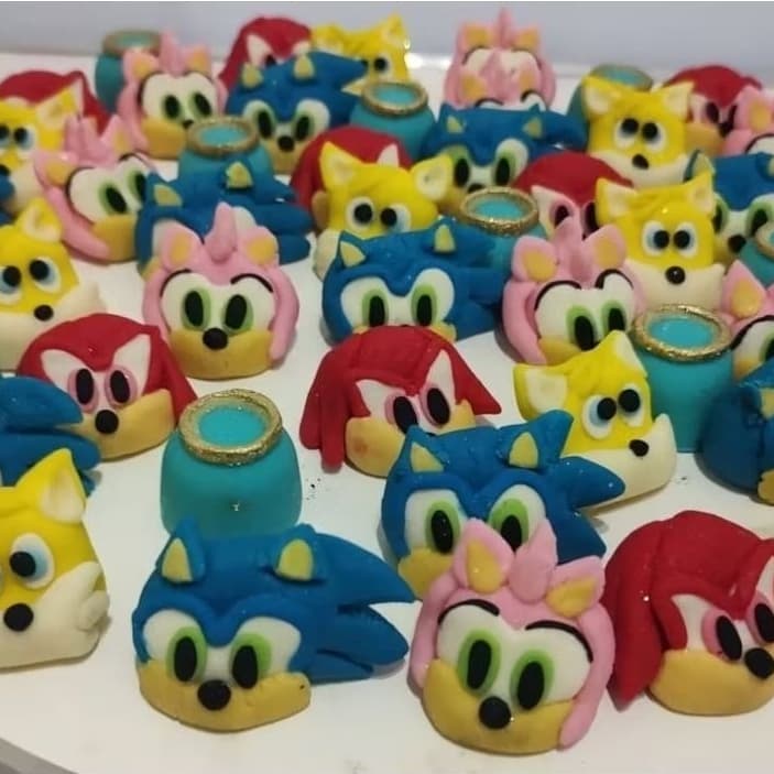Docinho de leite em pó no tema Sonic. 10 unidades. Doce de leite ninho.