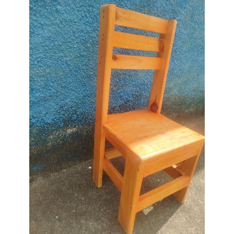 cadeirinhas infantil de madeira