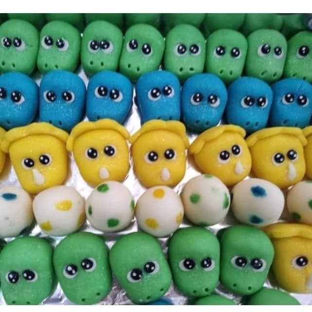 Docinhos modelados de leite em pó no tema Dino, dinossauro. 10 unidades. Doce de leite ninho. Aniversário infantil,festa