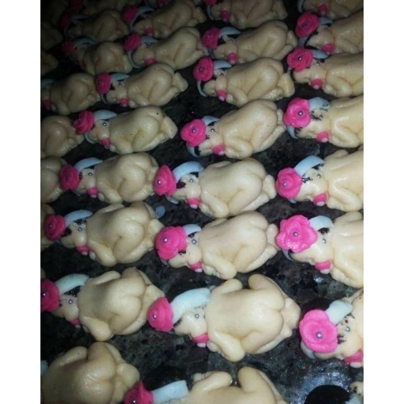 Docinhos modelados de leite em pó. tema bebê. 10 unidades. Doce de leite ninho. Pasta americana. Festa infantil.