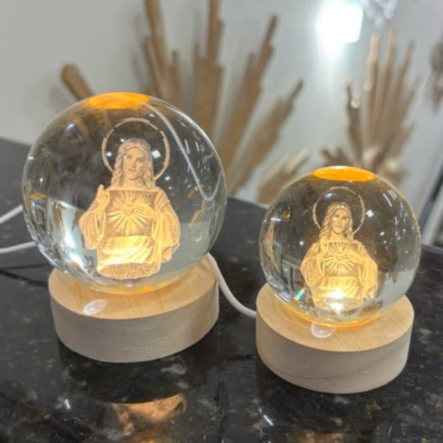 Luminária de Mesa 3D Bola Cristal Led Nossa Senhora Aparecida Família Várias Imagens Decoração Católica