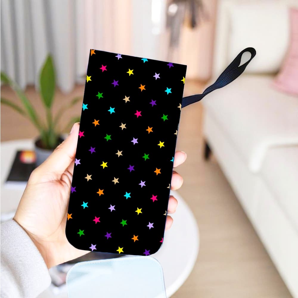 Capinha Celular Case Proteção Universal compátivel com todas as marcas Estrelas Coloridas Preto